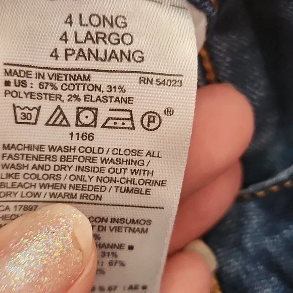 Old Navy Mid-Rise Pop Icon Distressed Skinny Jeans *Size 4Long*. *Barly Worn* - Picture 8 of 9